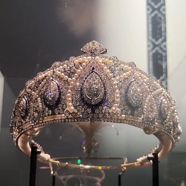 Islamic Design Infused with Cartier’s Timeless Elegance- Exploring The Louvre, Abu Dhabi — image 5
