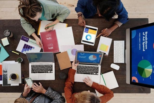 Deciphering the Distinction: Advertising Agency vs. Branding Agency — image 2